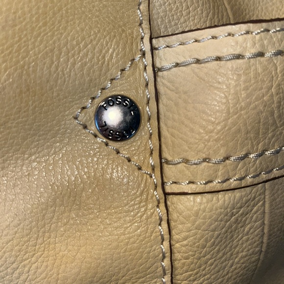 Fossil   Shoulder / Bucket bag   Leather yellowish tan  Drawstring  Side pockets - Picture 7 of 17